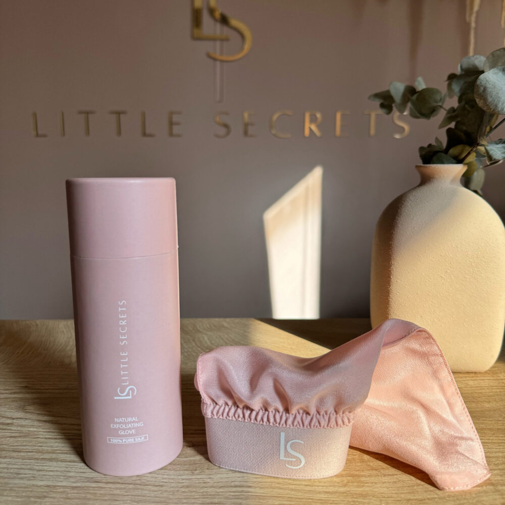 Φυσικό Μεταξωτό Γάντι Απολέπισης 100% Pure Silk Φυσικό Μεταξωτό Γάντι Απολέπισης 100% Pure Silk