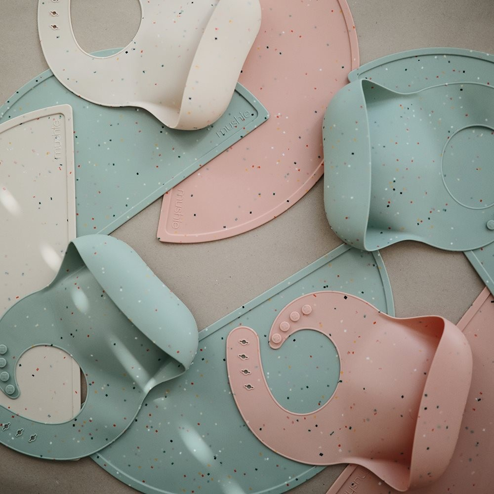 Mushie Σαλιάρα Σιλικόνη Cambridge Blue Confetti  Mushie Σαλιάρα Σιλικόνη Cambridge Blue Confetti