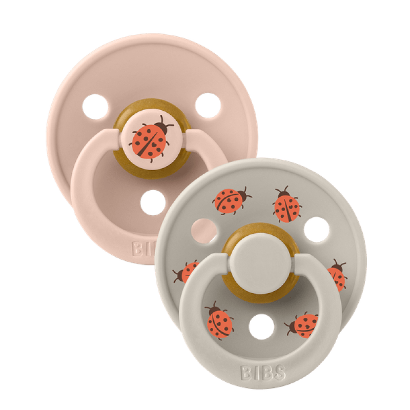 Bibs – Studio Collection Σετ Πιπίλες 2τμχ – Ladybug/Blush Mix – Στρογγυλή No1 Bibs – Studio Collection Σετ Πιπίλες 2τμχ – Ladybug/Blush Mix – Στρογγυλή No1