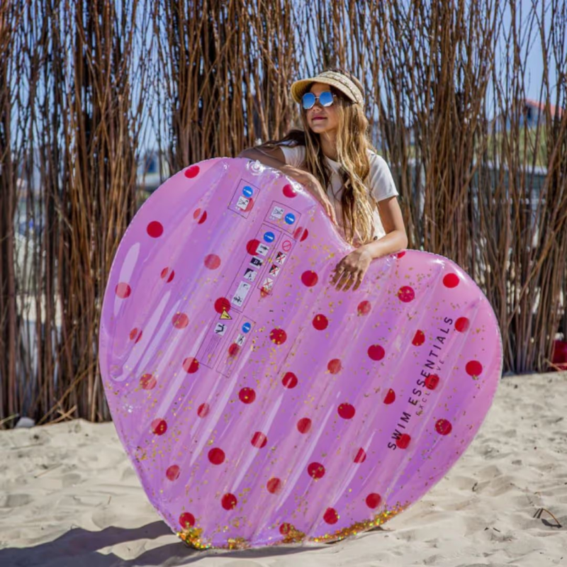 Swim Essentials: Στρώμα Θαλάσσης Σχήμα Καρδιάς 150×100εκ. “Pink with Red dots Heart”  Swim Essentials: Στρώμα Θαλάσσης Σχήμα Καρδιάς 150×100εκ. “Pink with Red dots Heart”